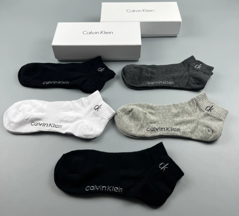 HighQuality Louis Vuitton Socks 274468