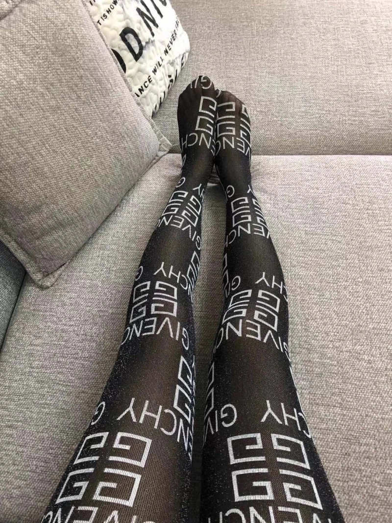 Functional Louis Vuitton Socks 274446