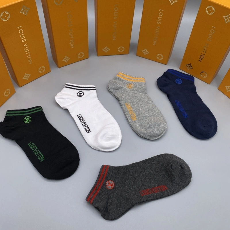 Fashionable Louis Vuitton Socks 274168