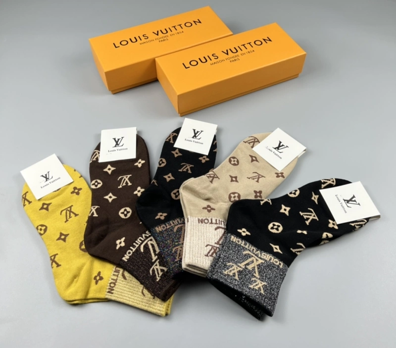 EasyMatch Louis Vuitton Socks 274145