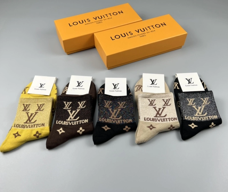 EasyMatch Louis Vuitton Socks 274145