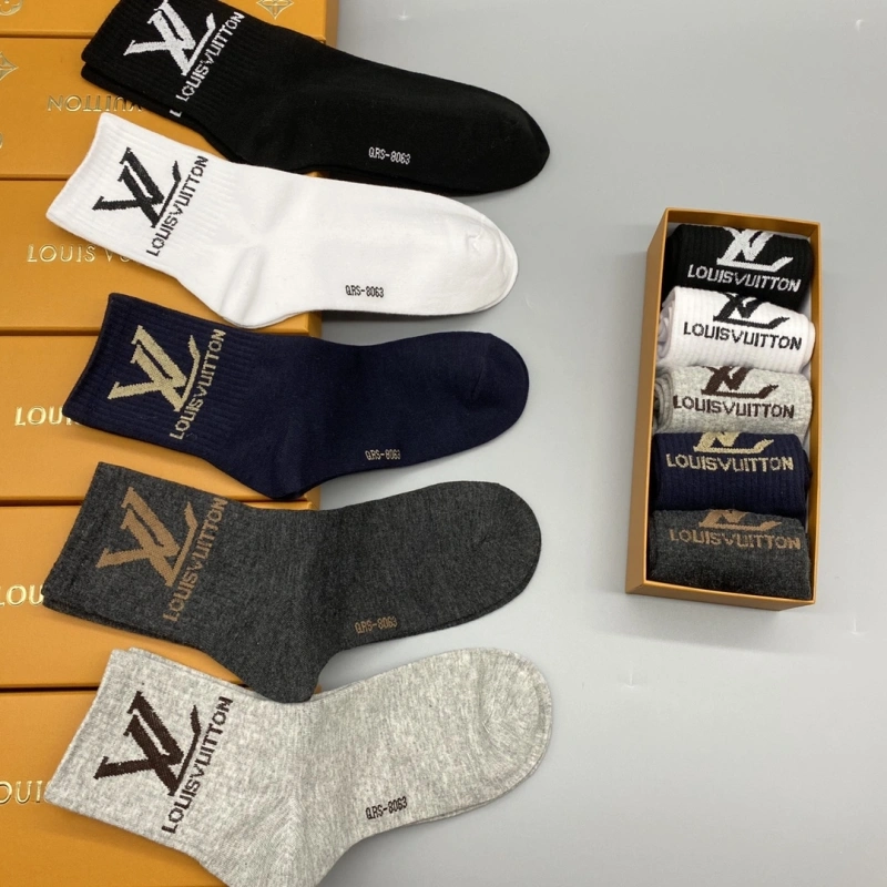 WaterResistant Louis Vuitton Socks 274146
