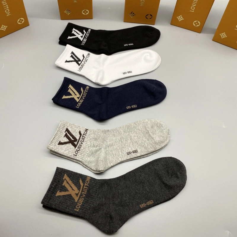 WaterResistant Louis Vuitton Socks 274146