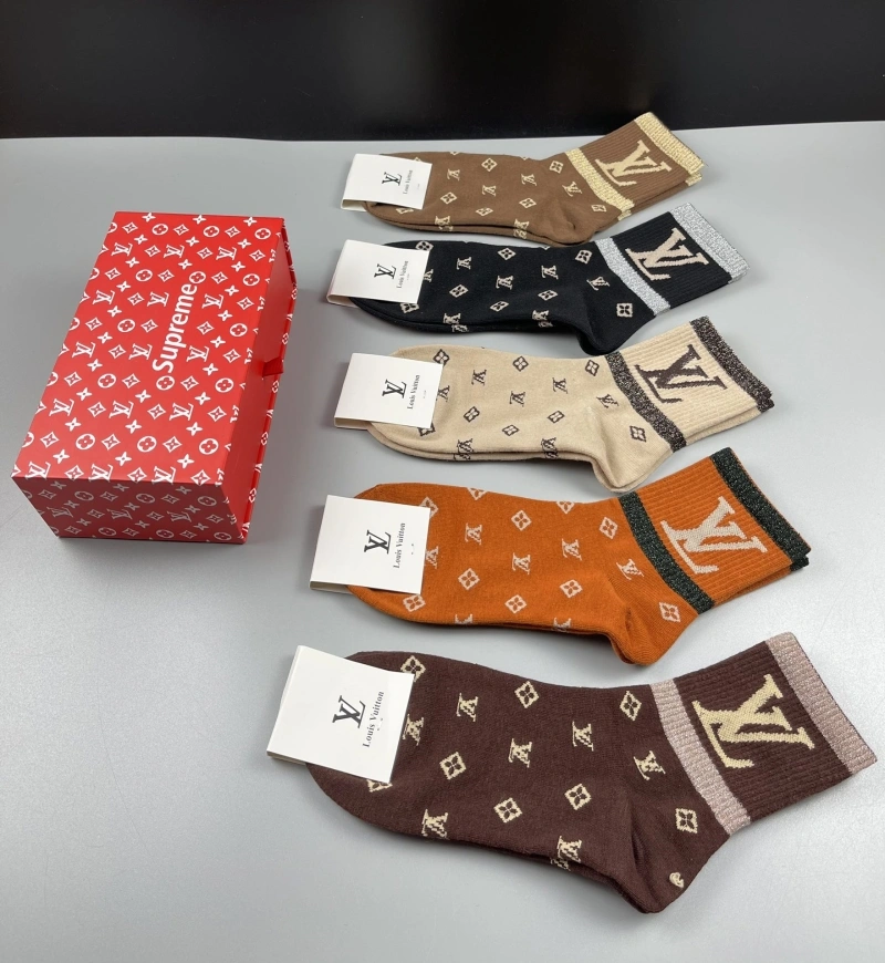 NewStyle Louis Vuitton Socks 274139