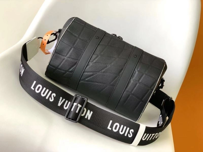Louis Vuitton Speedy Bags TimelessDesign 94202