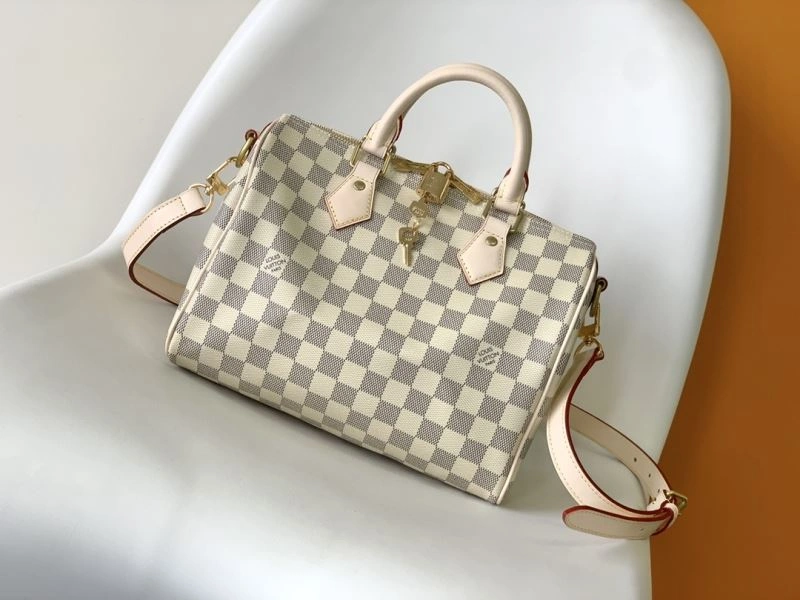 Stretchable Louis Vuitton Speedy Bags 94183