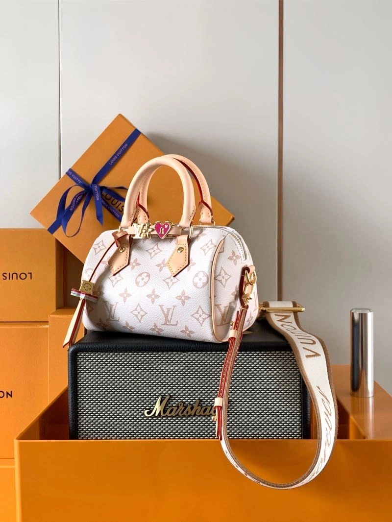 Minimalist Louis Vuitton Speedy Bags 93719