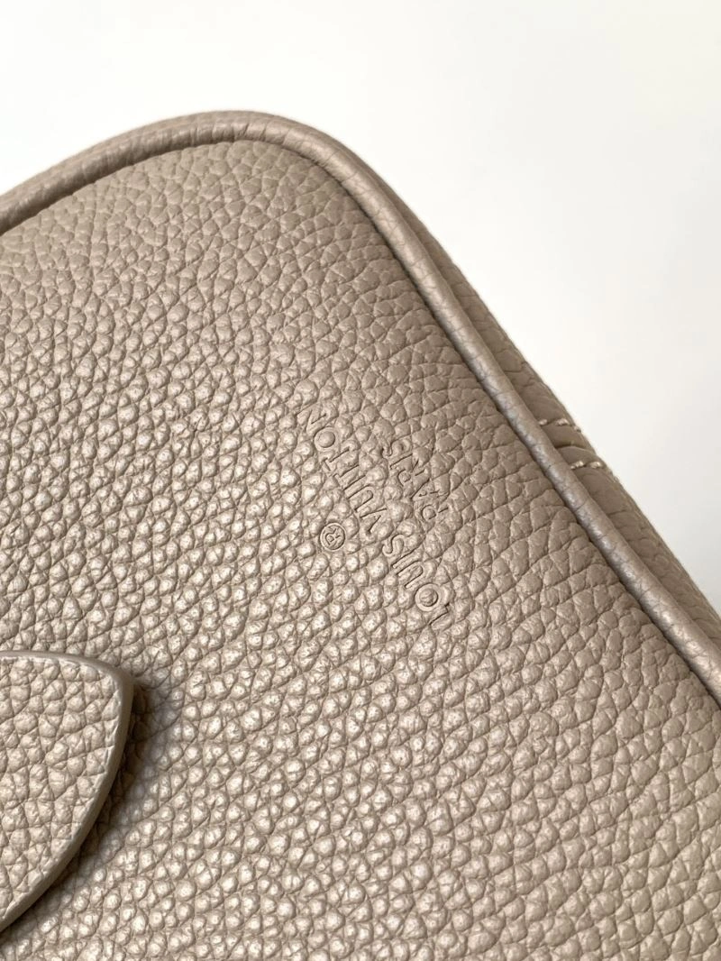 Minimalist Louis Vuitton Speedy Bags 93743