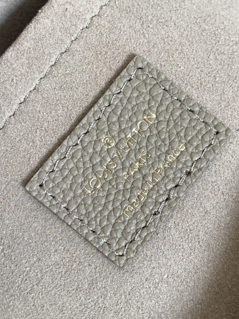 Minimalist Louis Vuitton Speedy Bags 93743