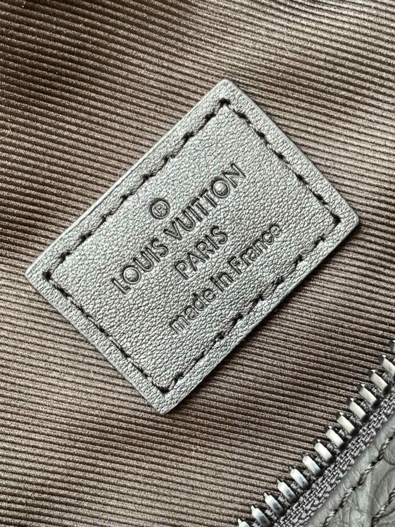 Compact Louis Vuitton Speedy Bags 42461