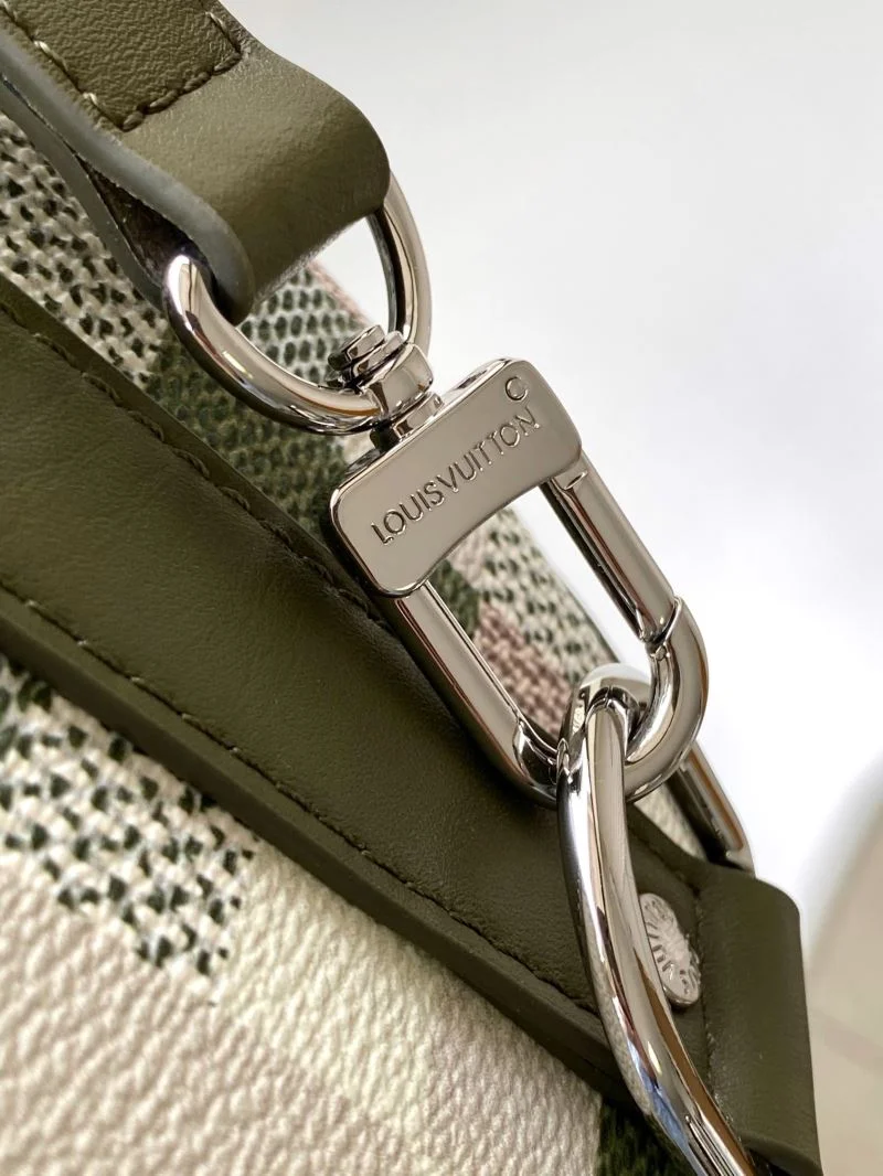 Classic Louis Vuitton Speedy Bags 42365