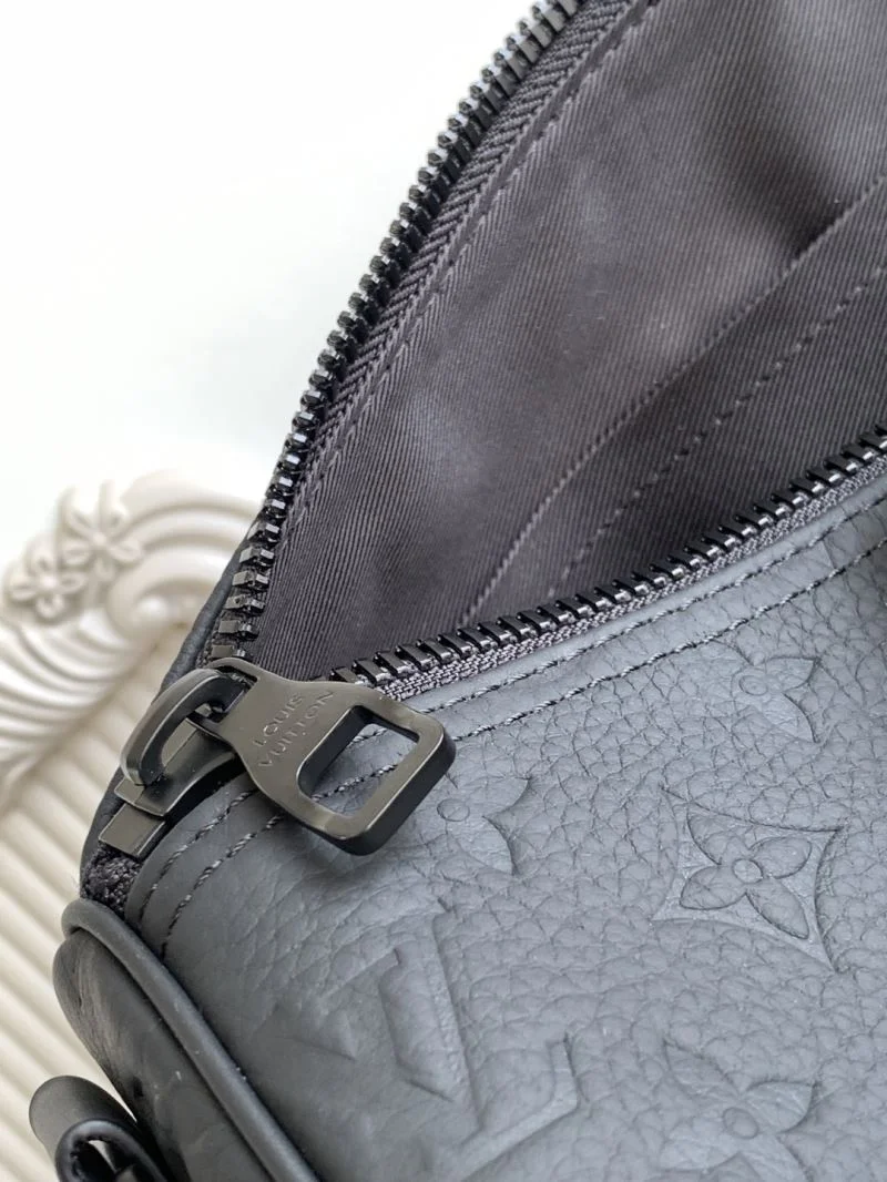 Louis Vuitton Speedy Bags EyeCatching 42300
