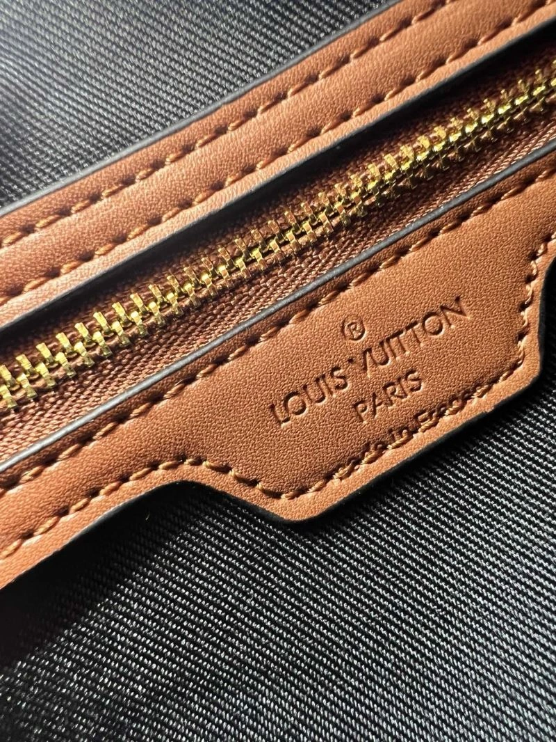 Minimalist Louis Vuitton Speedy Bags 80089
