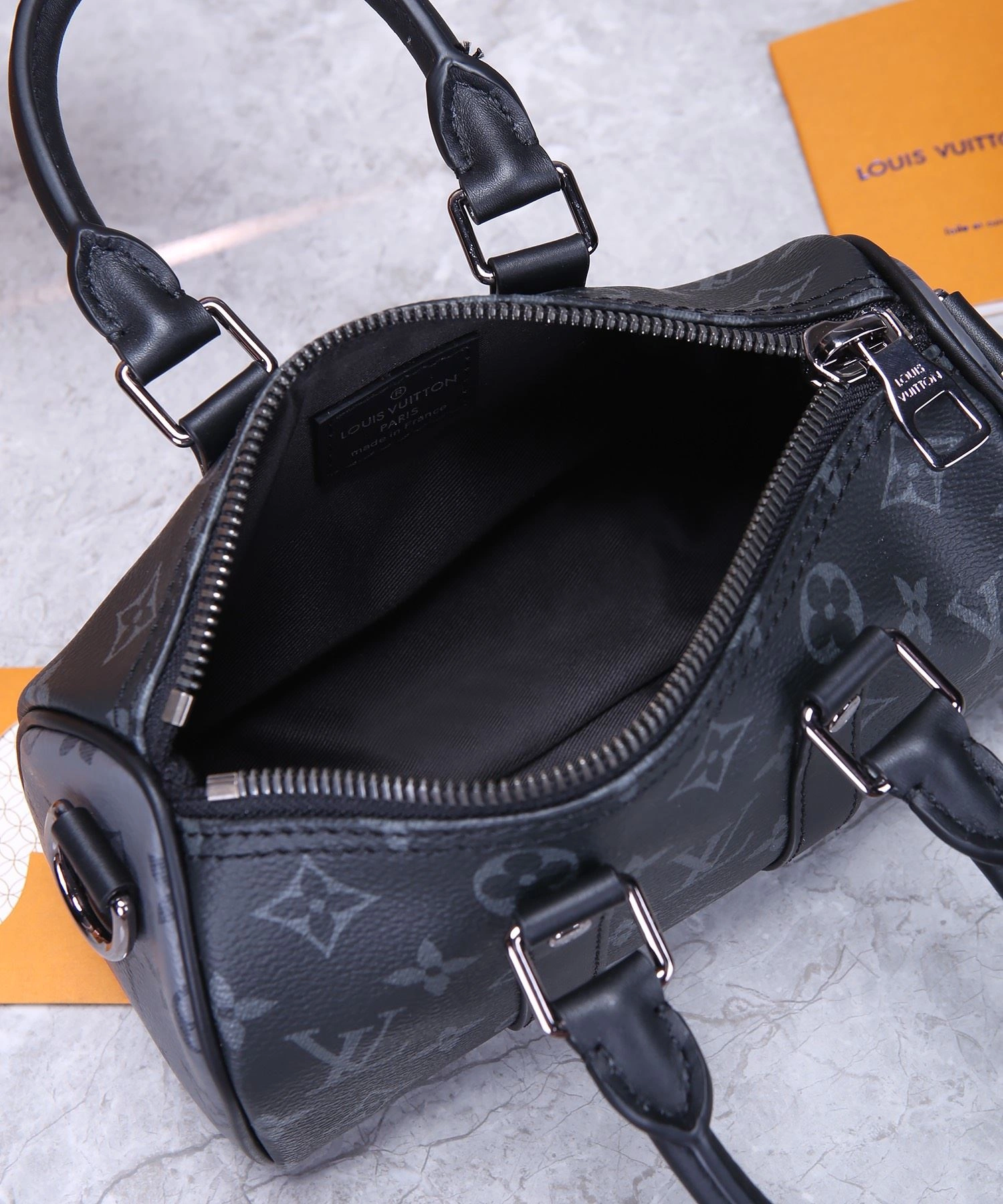 Sleek Louis Vuitton Speedy Bags 91796