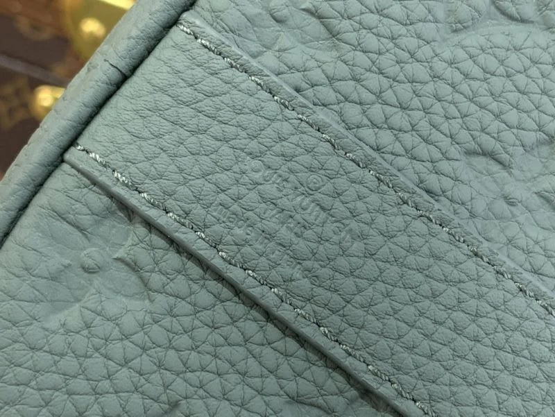 Lightweight Louis Vuitton Speedy Bags 40387