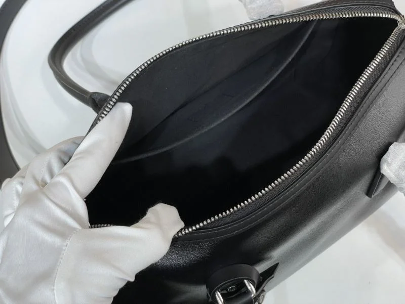 Tailored Louis Vuitton Speedy Bags 40371