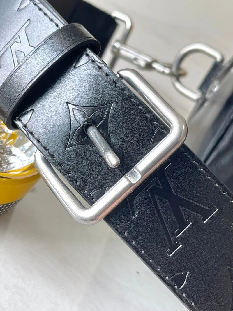 Seasonal Louis Vuitton Speedy Bags 40404