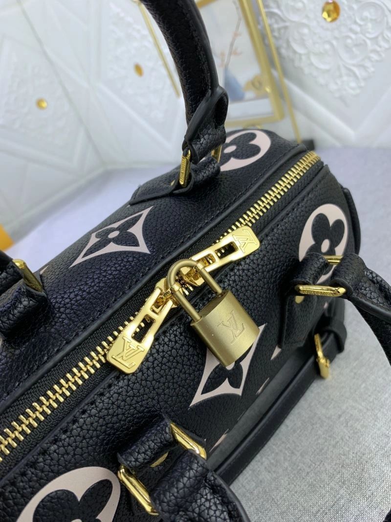 Bold Louis Vuitton Speedy Bags 79373