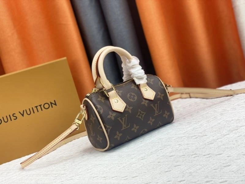 Louis Vuitton Speedy Bags UrbanChic 79378