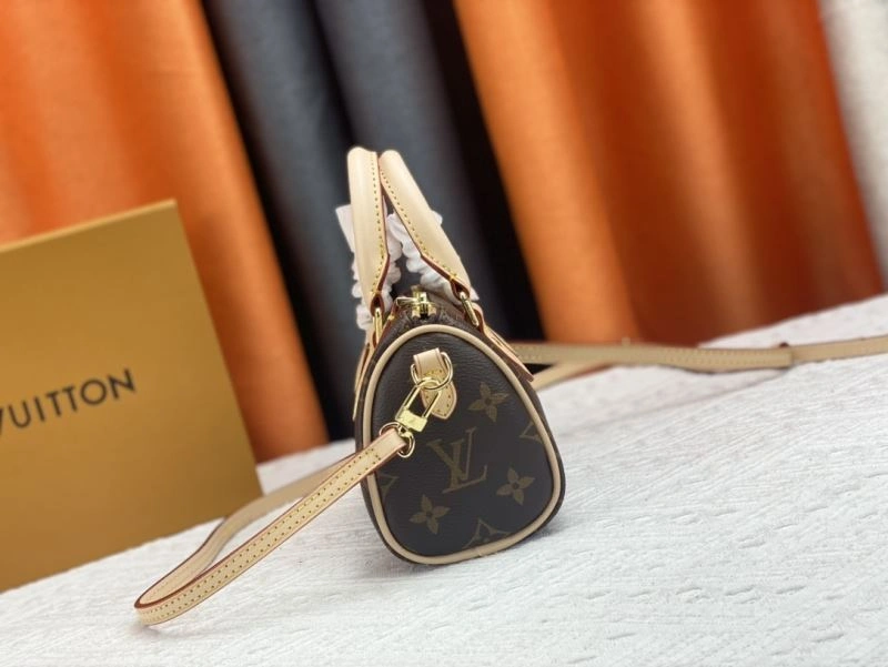 Louis Vuitton Speedy Bags UrbanChic 79378