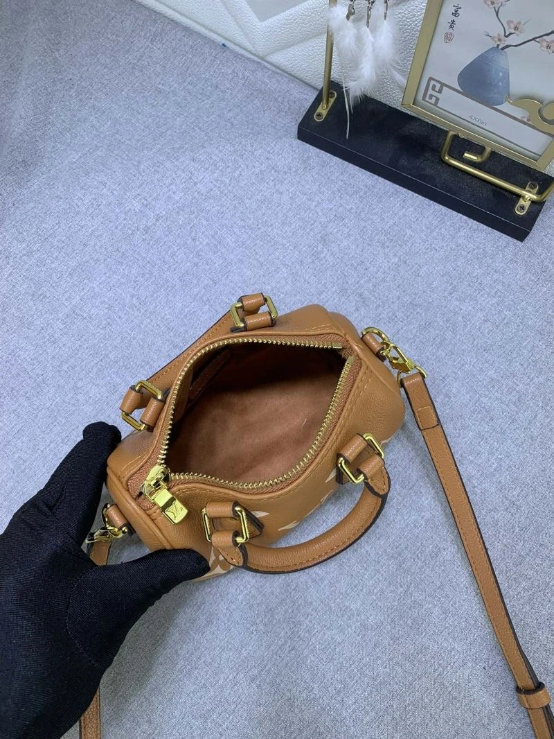 Classic Louis Vuitton Speedy Bags 79365