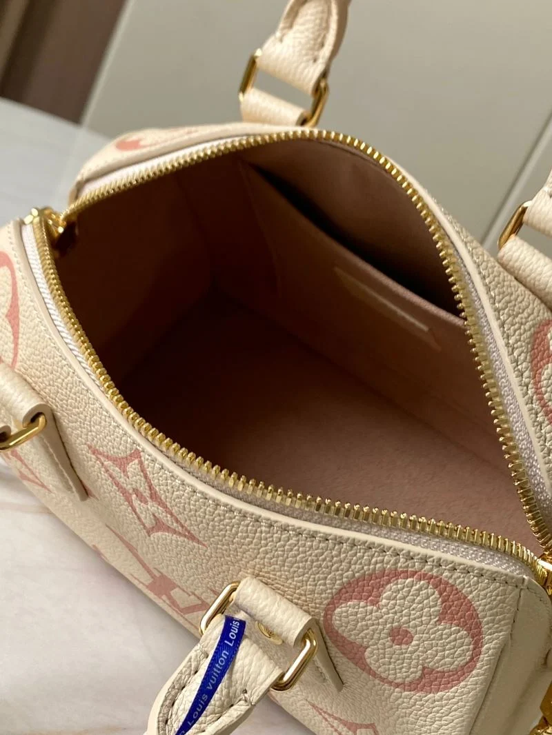 Chic Louis Vuitton Speedy Bags 39411