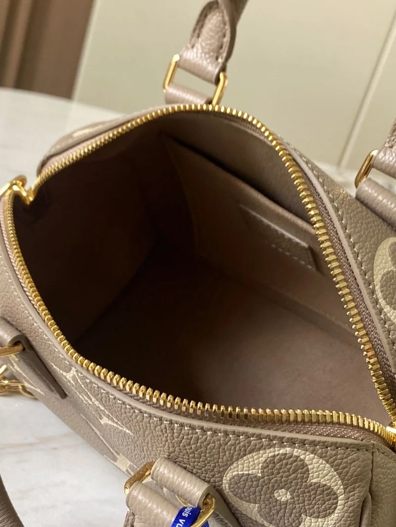 Louis Vuitton Speedy Bags MoistureWicking 39430