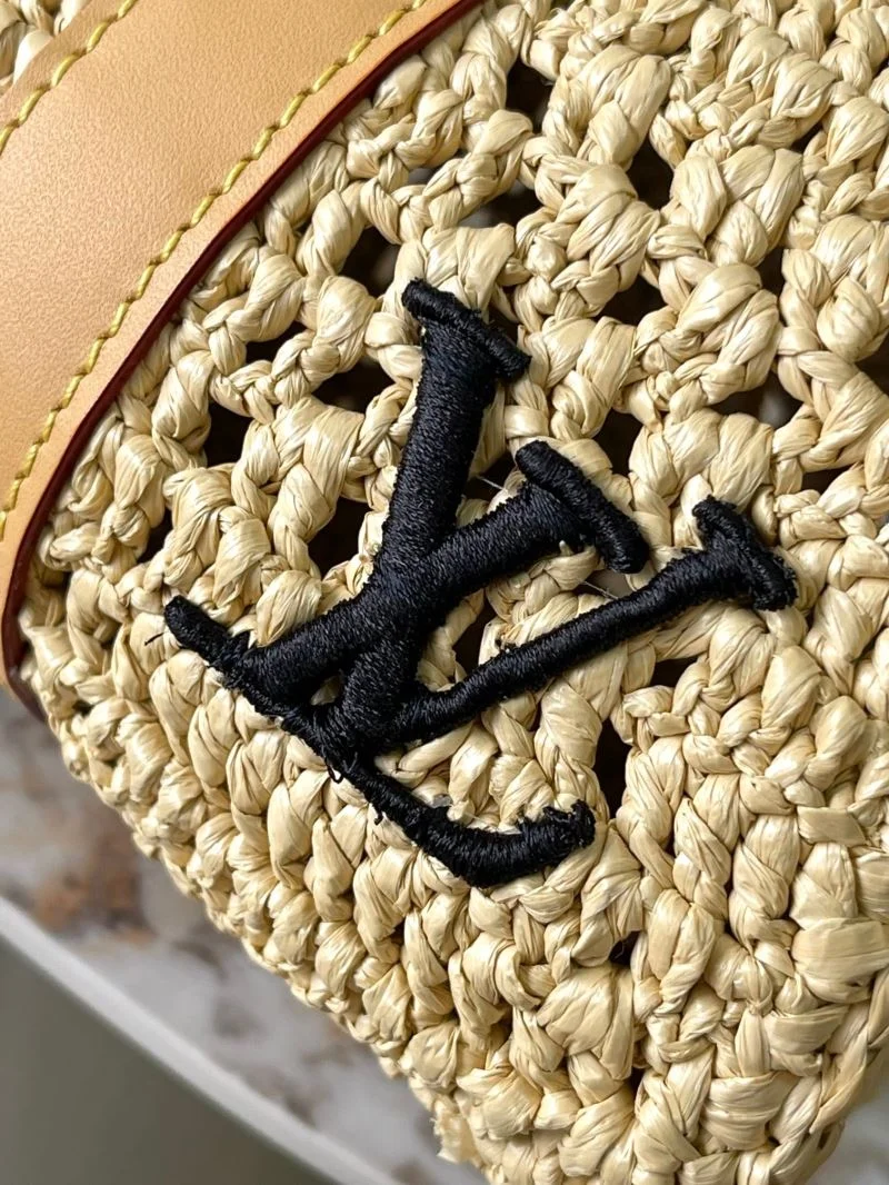Timeless Louis Vuitton Speedy Bags 39403