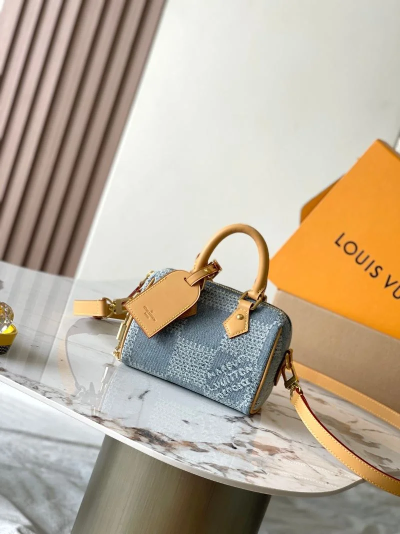 SmoothTexture Louis Vuitton Speedy Bags 39400