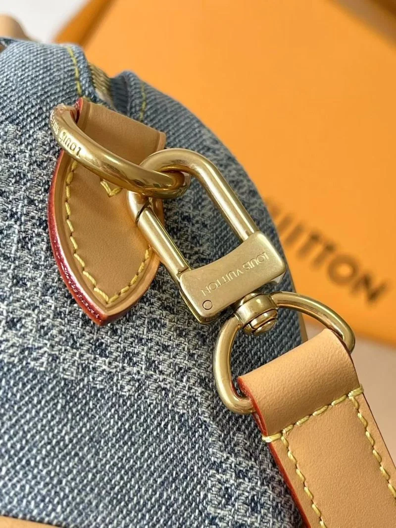 SmoothTexture Louis Vuitton Speedy Bags 39400