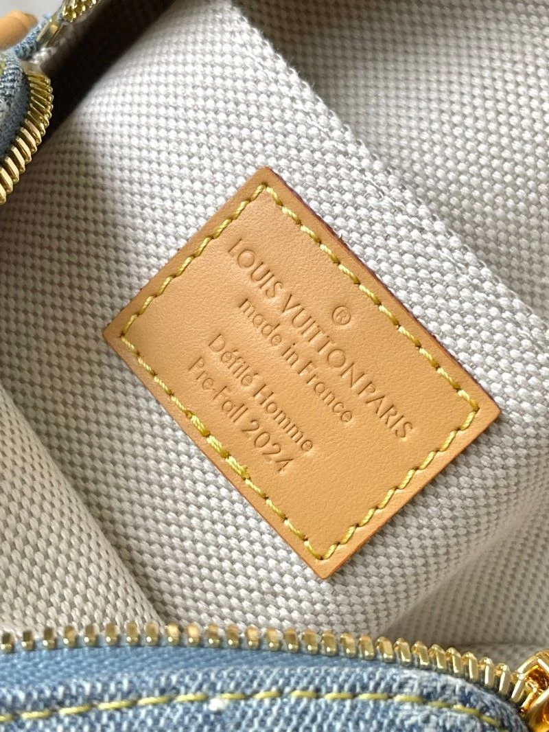 SmoothTexture Louis Vuitton Speedy Bags 39400