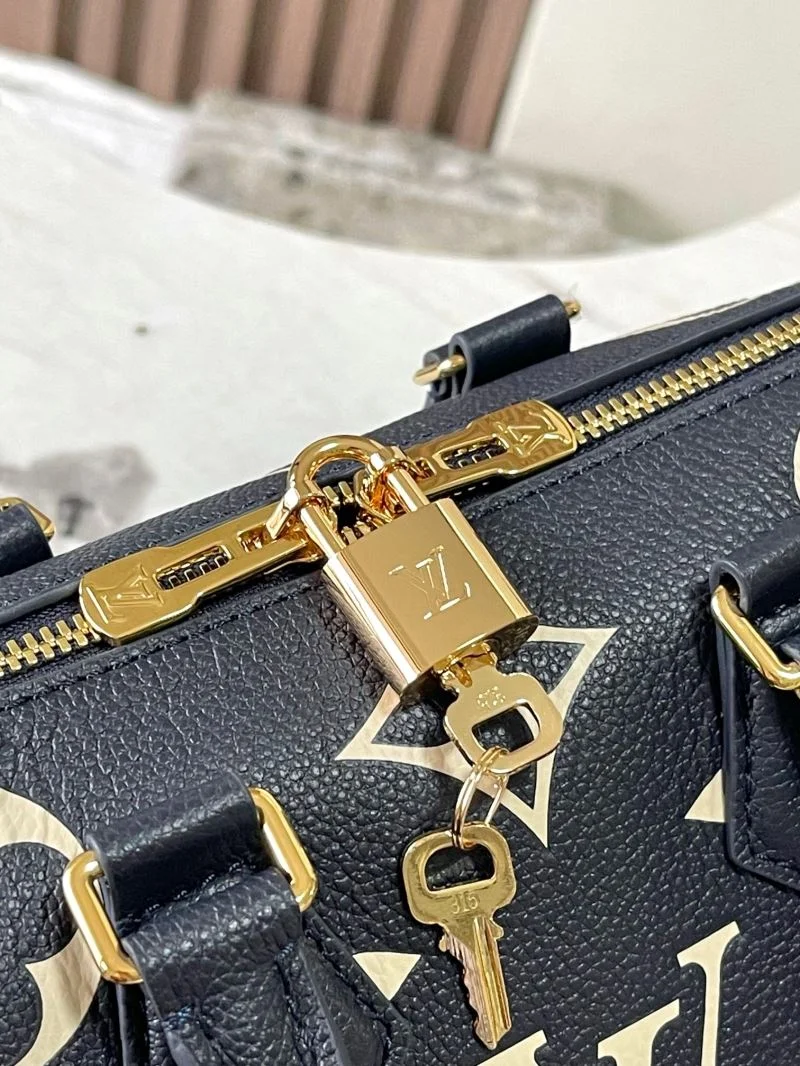 Louis Vuitton Speedy Bags WeatherProof 39404