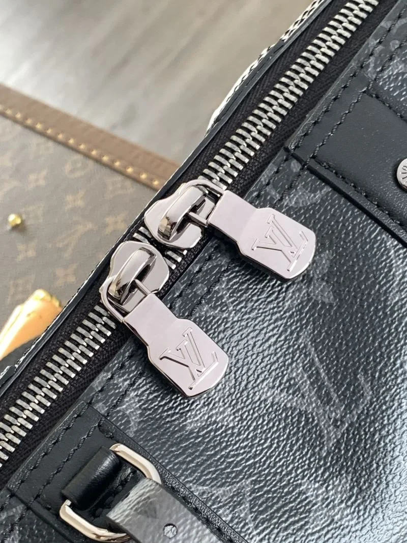 WeatherProof Louis Vuitton Speedy Bags 38778