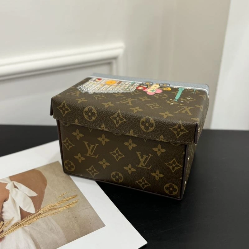 Louis Vuitton Storage Boxes Durable 274713