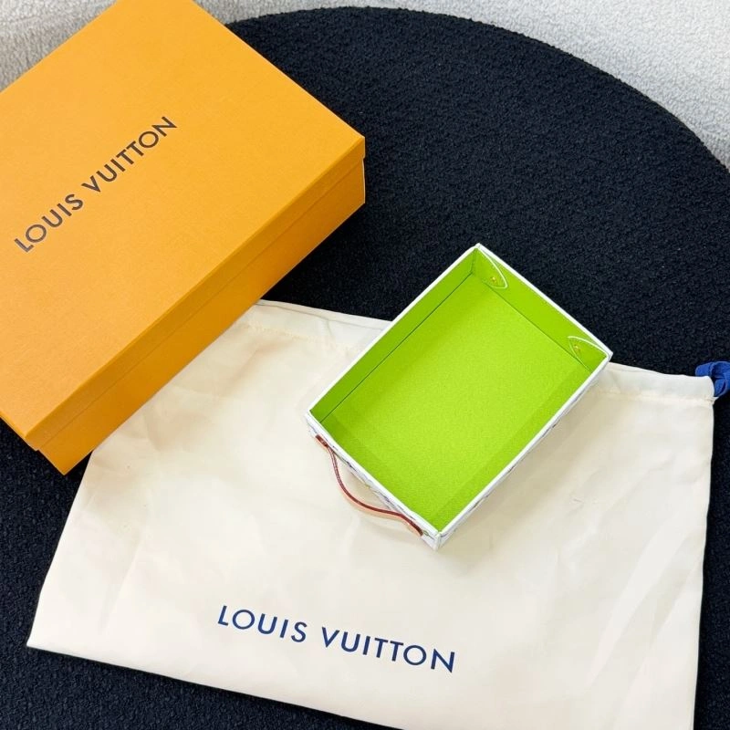 Breathable Louis Vuitton Storage Boxes 274722