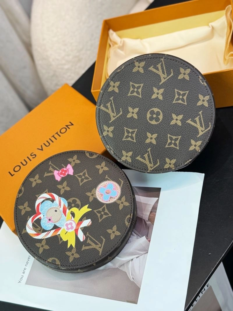 Refined Louis Vuitton Storage Boxes 274707
