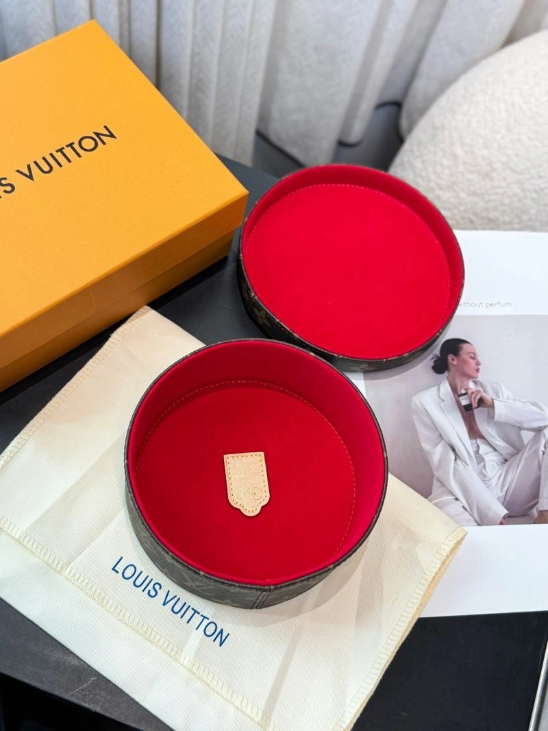 Refined Louis Vuitton Storage Boxes 274707