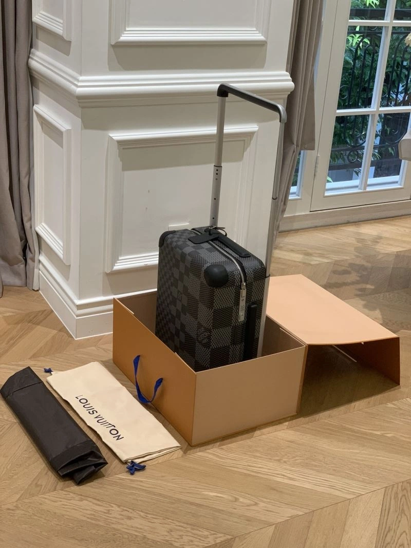 Louis Vuitton Suitcase RelaxedFit 65644
