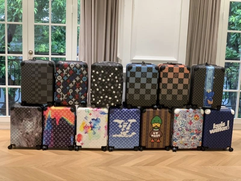 Modern Louis Vuitton Suitcase 65668