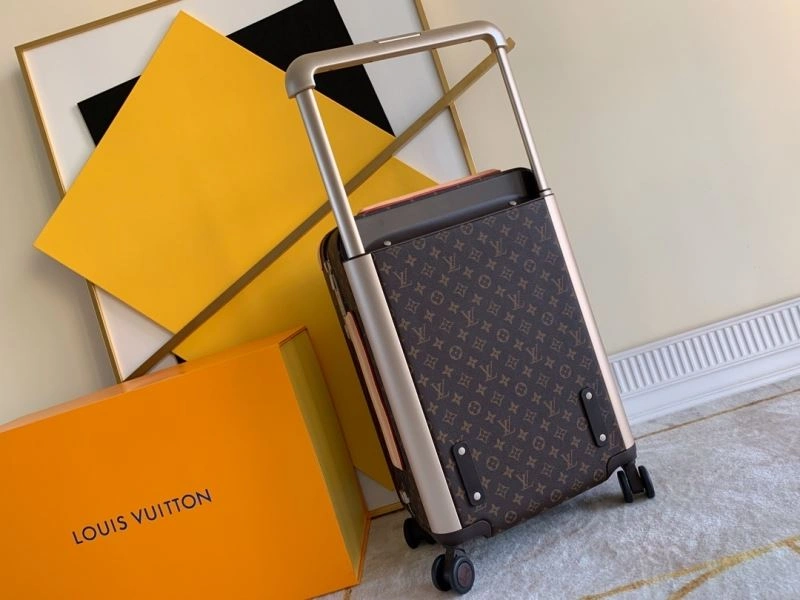 Sleek Louis Vuitton Suitcase 65633