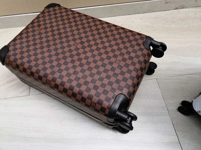 Louis Vuitton Suitcase WeatherProof 65641