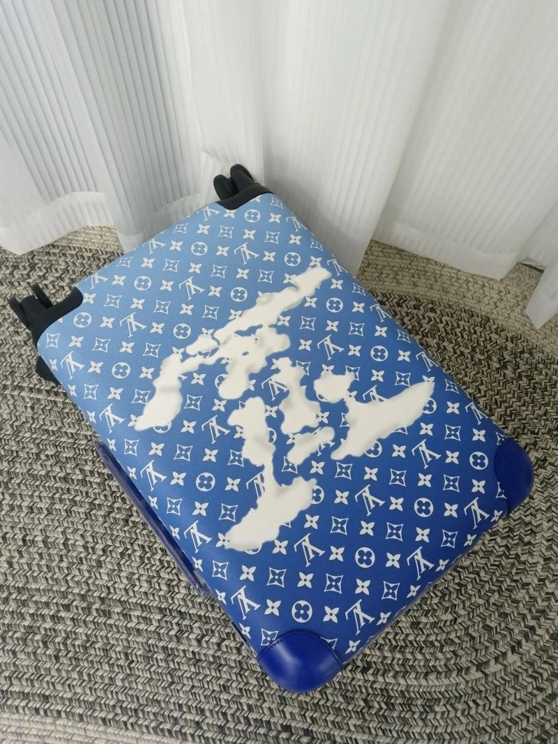 Minimalist Louis Vuitton Suitcase 65620