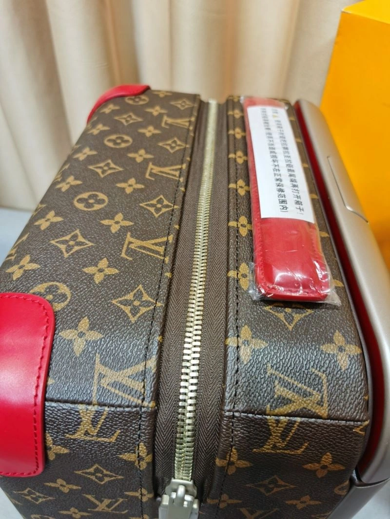 Fashionable Louis Vuitton Suitcase 65601