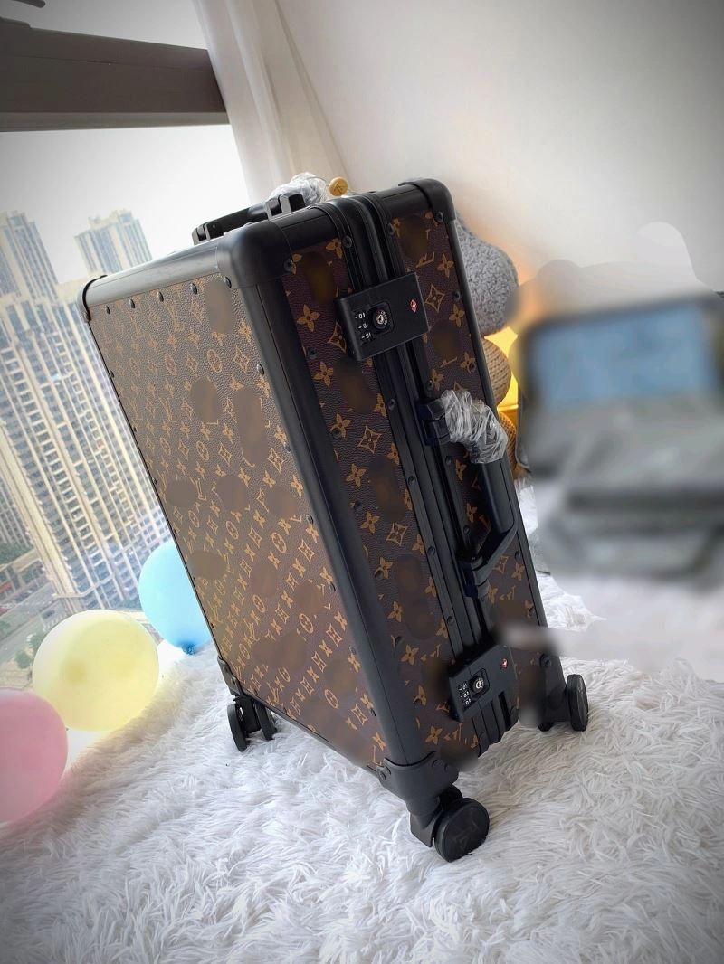 Durable Louis Vuitton Suitcase 65589