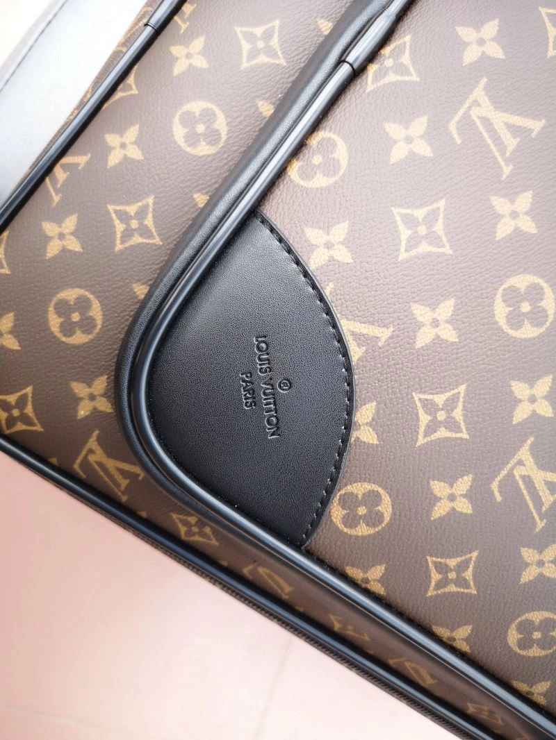 Louis Vuitton Suitcase FashionForward 65682