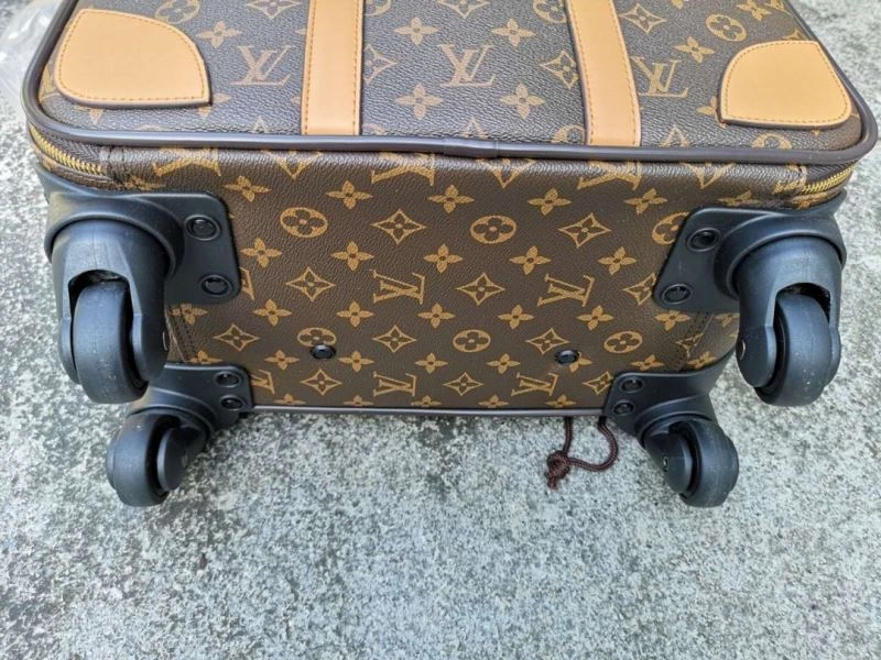 Louis Vuitton Suitcase Breathable 65611