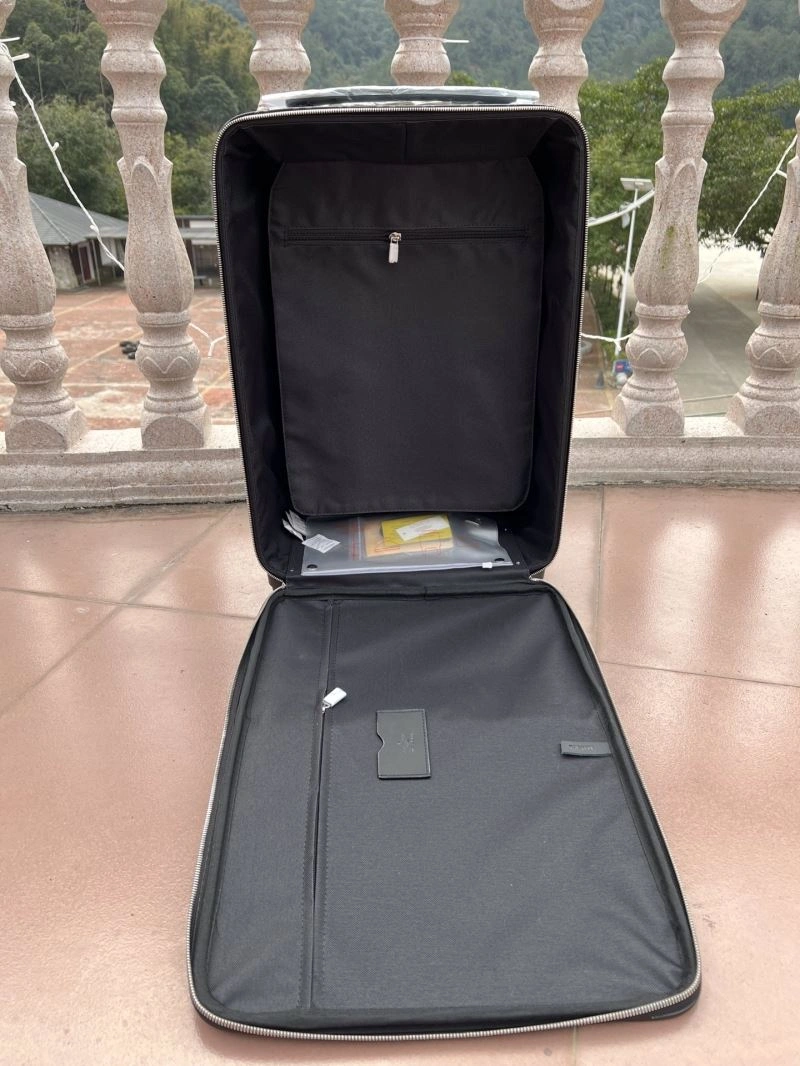 Soft Louis Vuitton Suitcase 65575