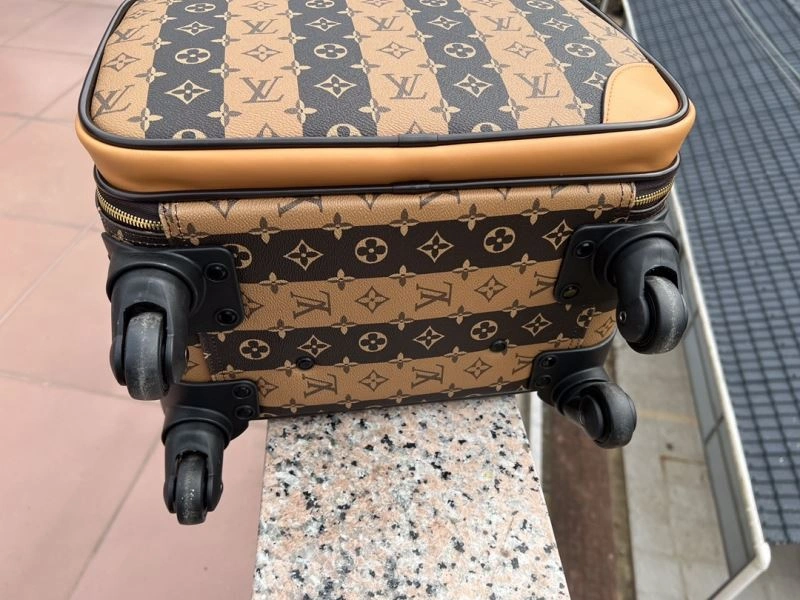 Comfortable Louis Vuitton Suitcase 65613