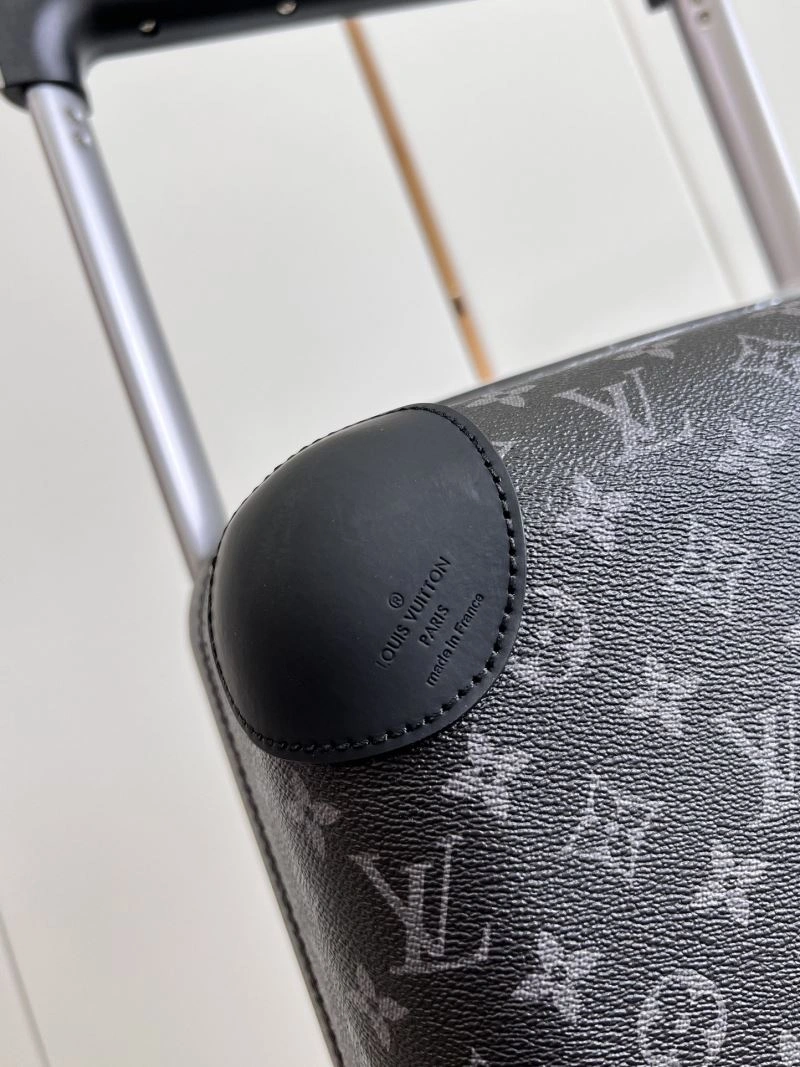 OdorResistant Louis Vuitton Suitcase 65573