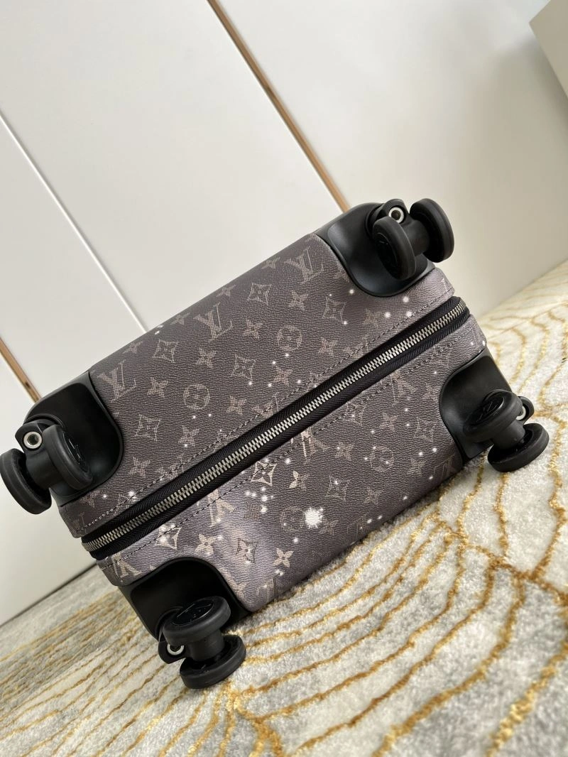 Stretchable Louis Vuitton Suitcase 65577
